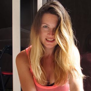 Meet your Posher, Lari